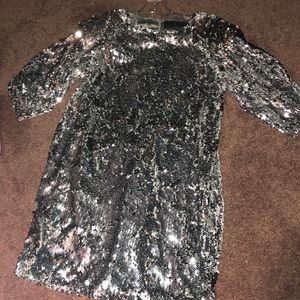 New sequined t shirt dress
